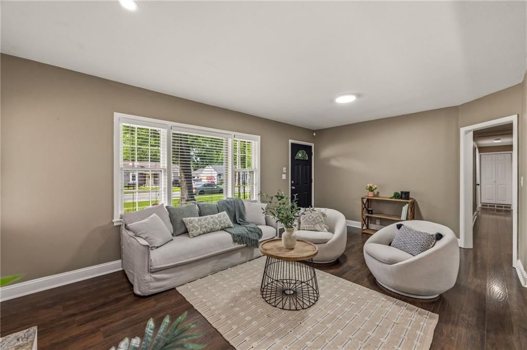 605 W Cedar Street — photo 10