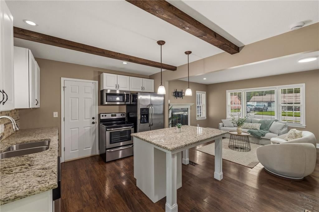 605 W Cedar Street — photo 15