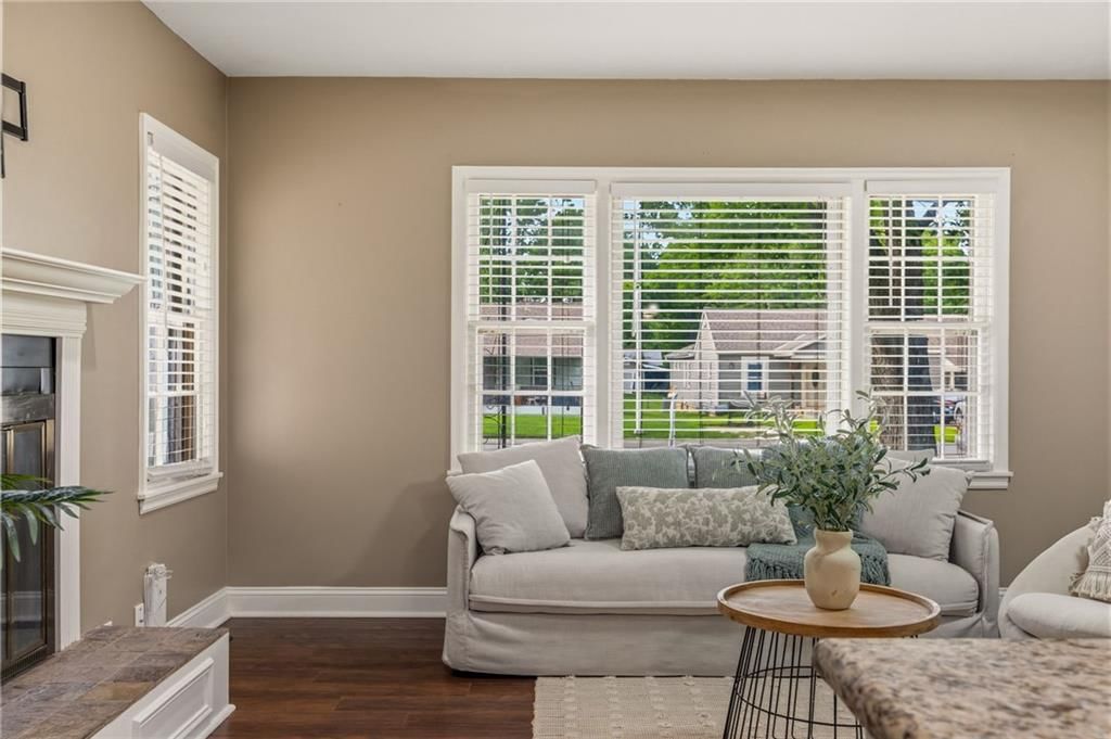 605 W Cedar Street — photo 16