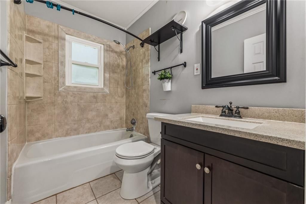 605 W Cedar Street — photo 19