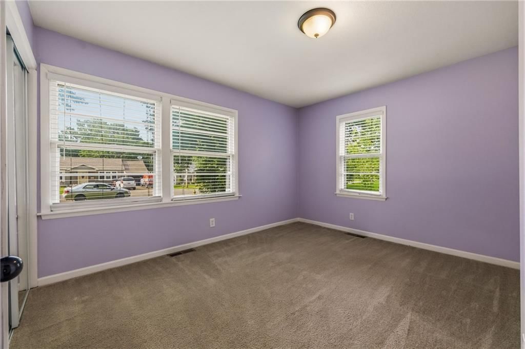 605 W Cedar Street — photo 30