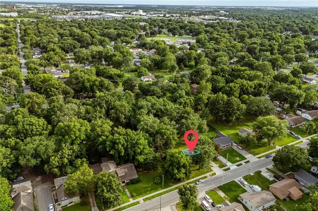 605 W Cedar Street — photo 43