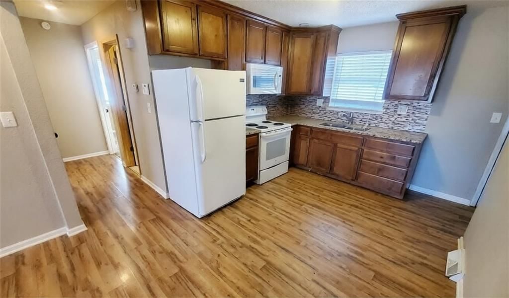 3142 N 61st Street — photo 8