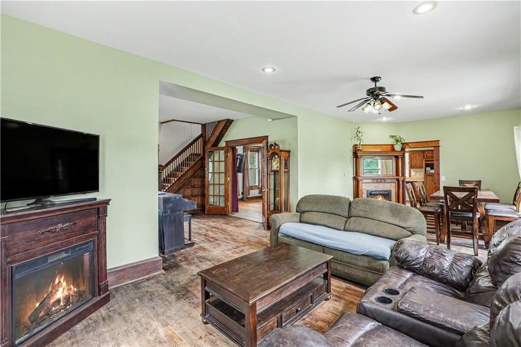 210 N Ingles Street — photo 10