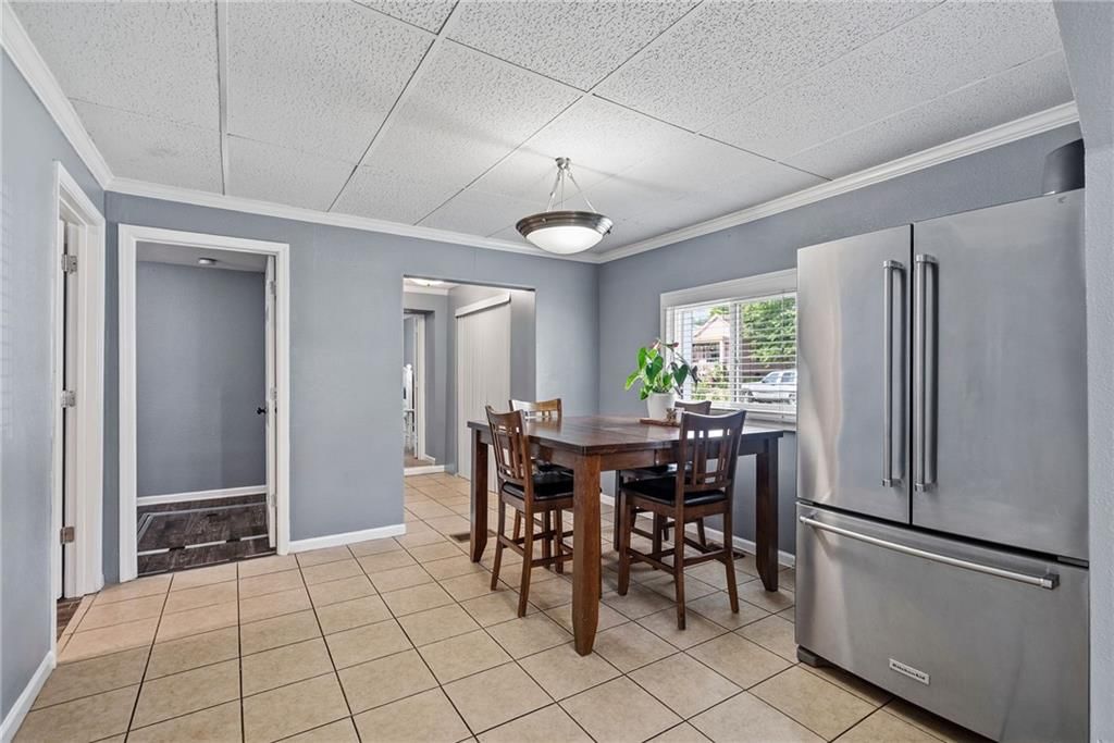 1617 METROPOLITAN Avenue — photo 22
