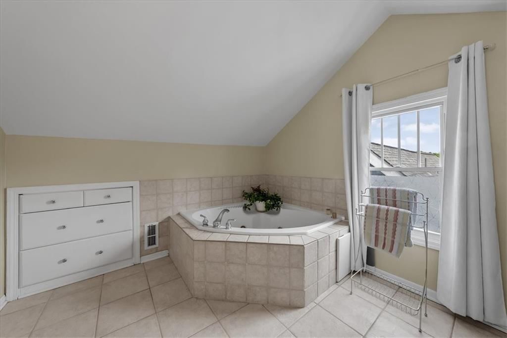 131 W 61st Terrace — photo 31