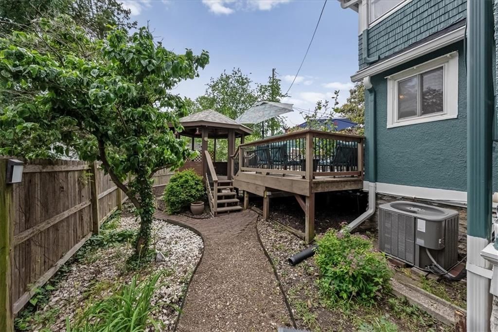 131 W 61st Terrace — photo 37