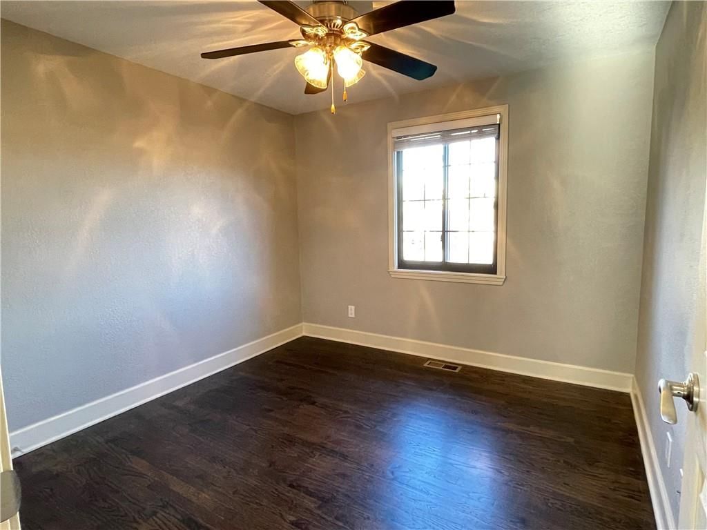4537 Holly Street — photo 13