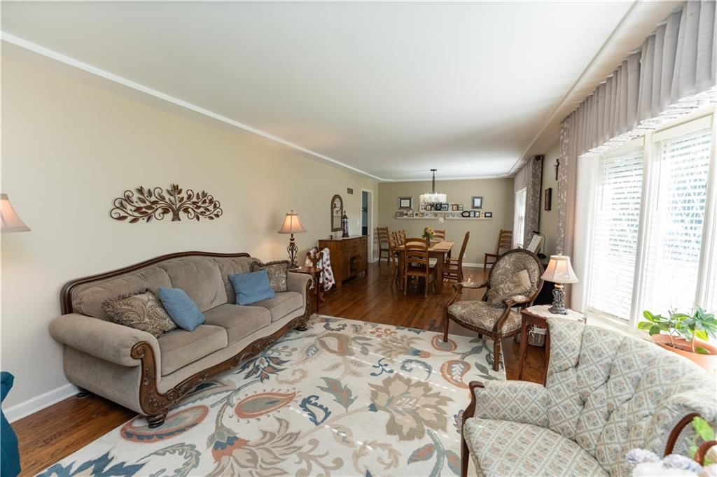 602 Thunderbird Drive — photo 7