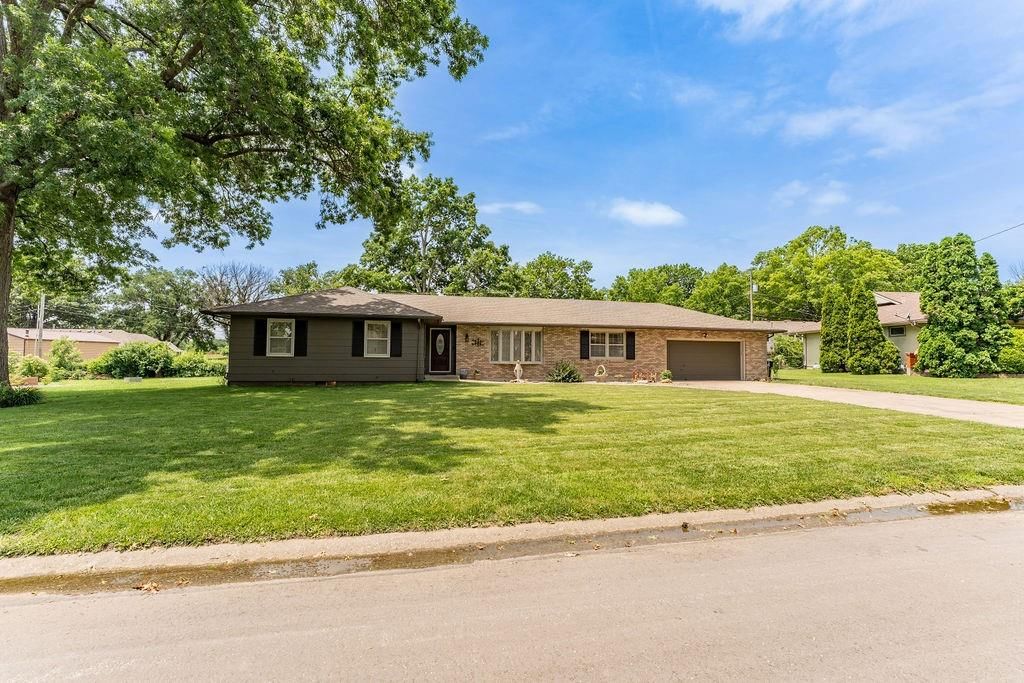 602 Thunderbird Drive — photo 31