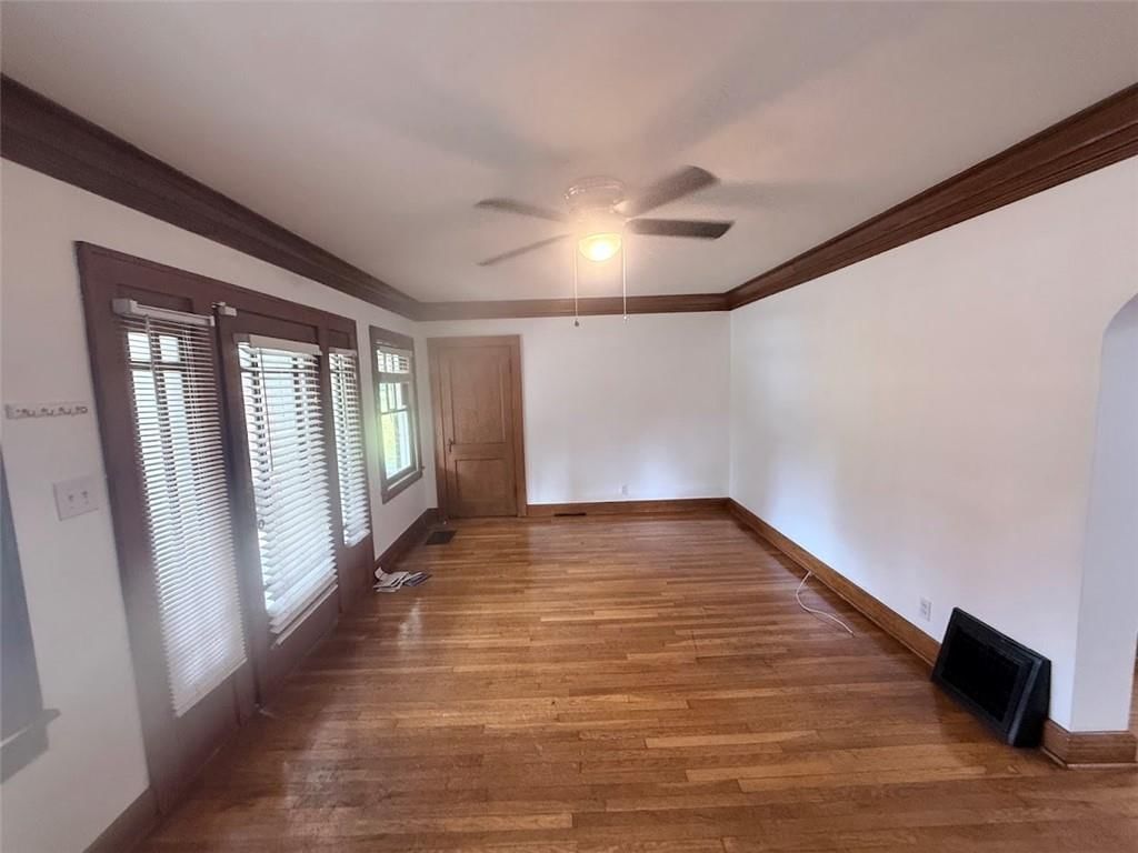 842 Barnett Avenue — photo 3