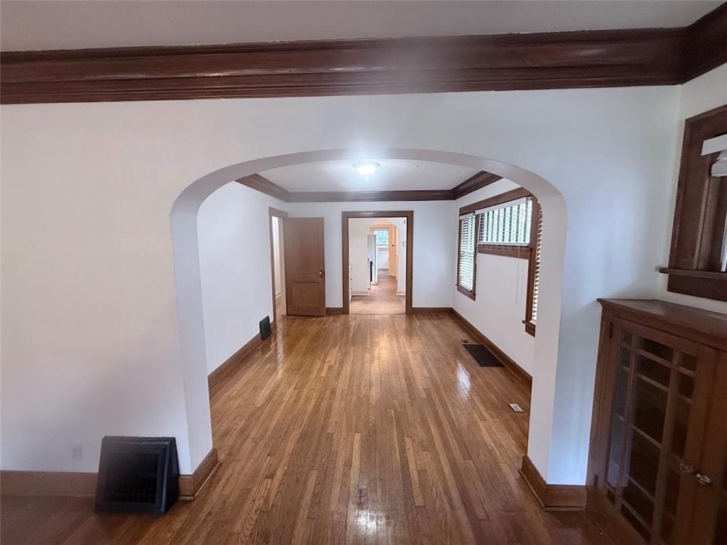 842 Barnett Avenue — photo 4