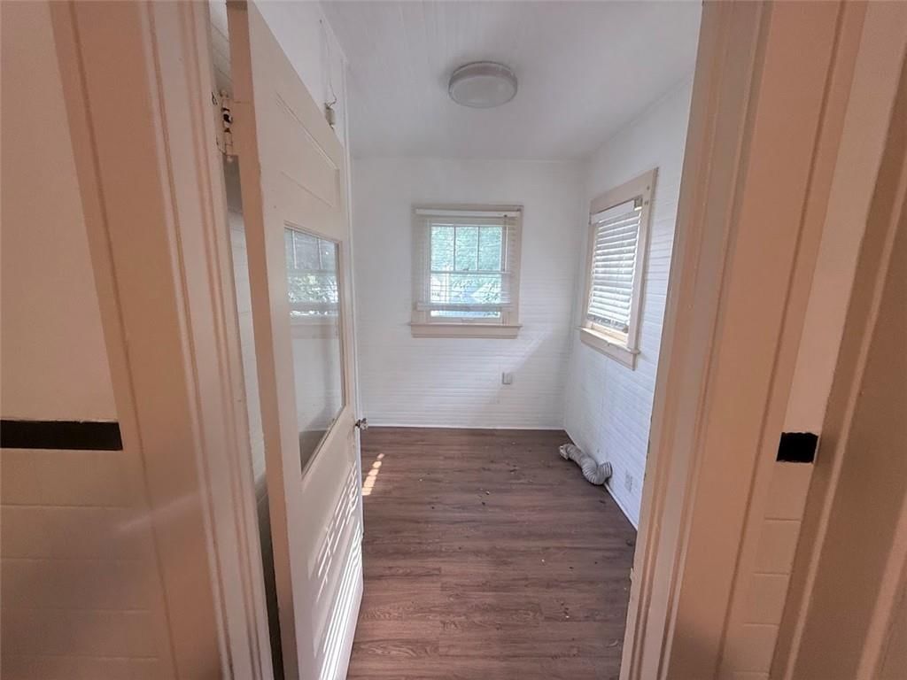 842 Barnett Avenue — photo 8