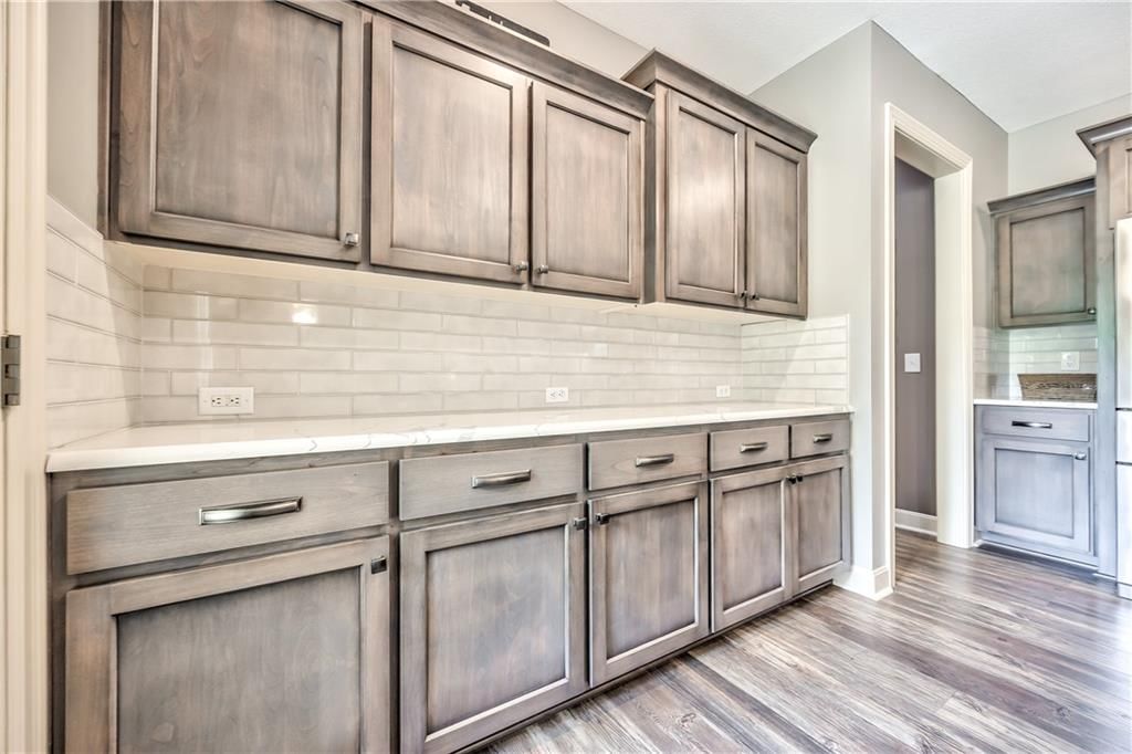 24020 W 80th Street — photo 13