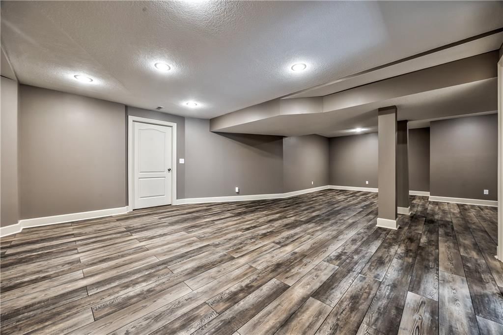 24020 W 80th Street — photo 29