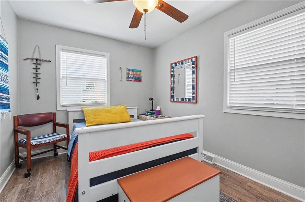 218 Cedarlane Drive — photo 17