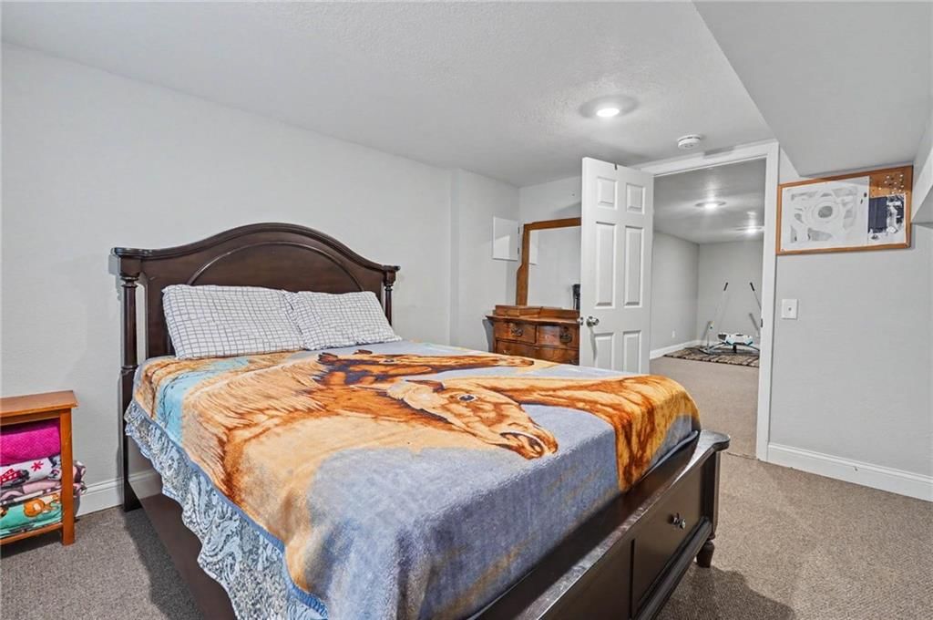 218 Cedarlane Drive — photo 27
