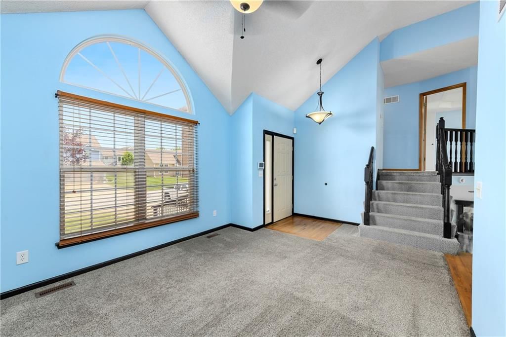 644 SE JONATHON Avenue — photo 8