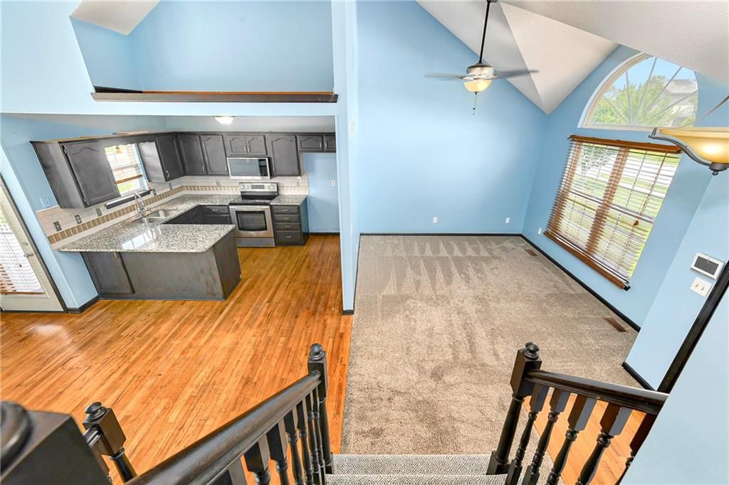644 SE JONATHON Avenue — photo 10