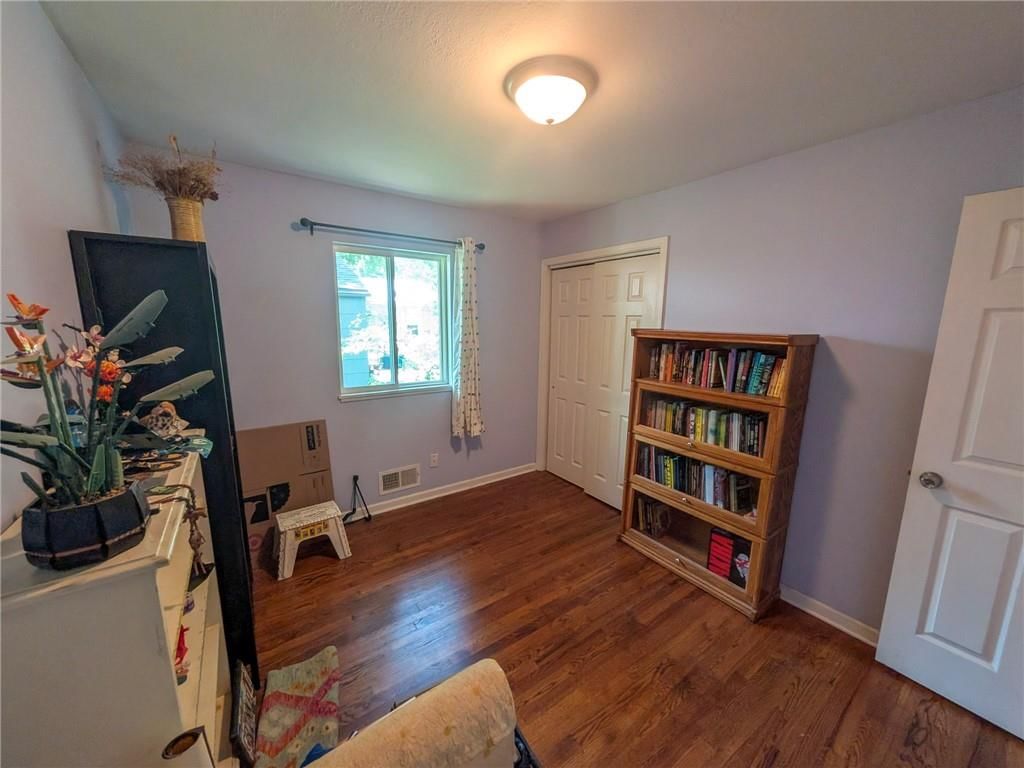 308 E 78th Terrace — photo 10