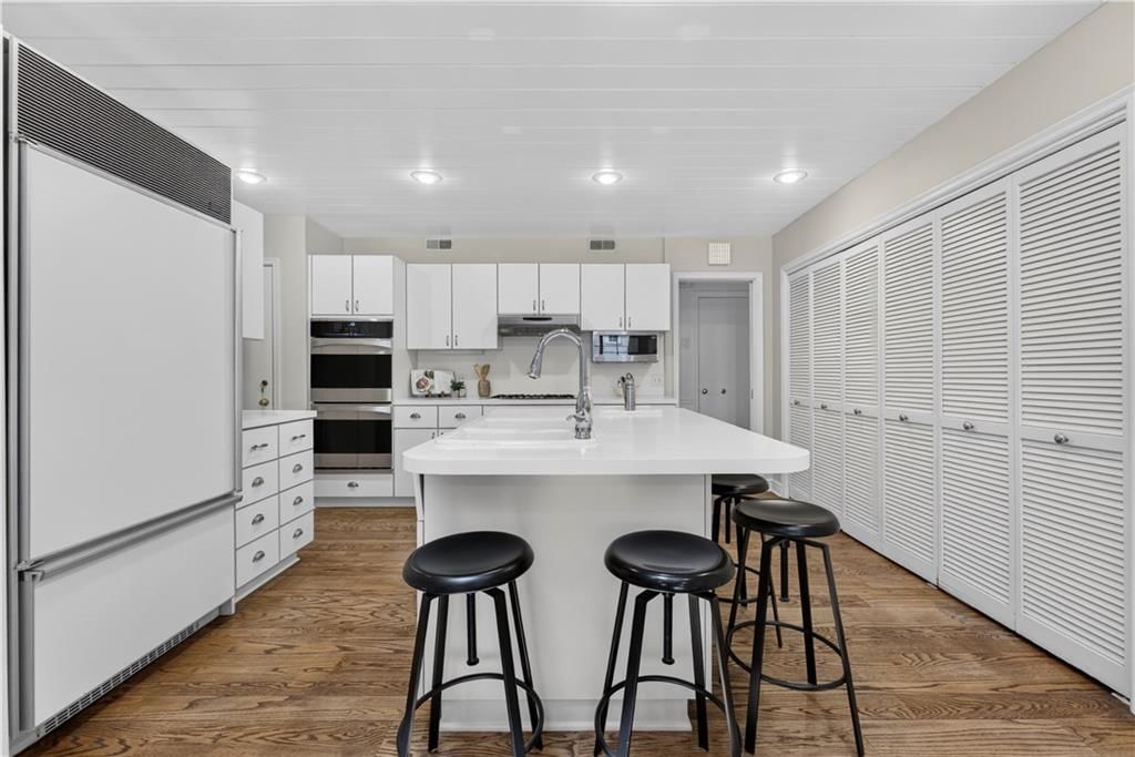 829 W 54th Terrace — photo 19