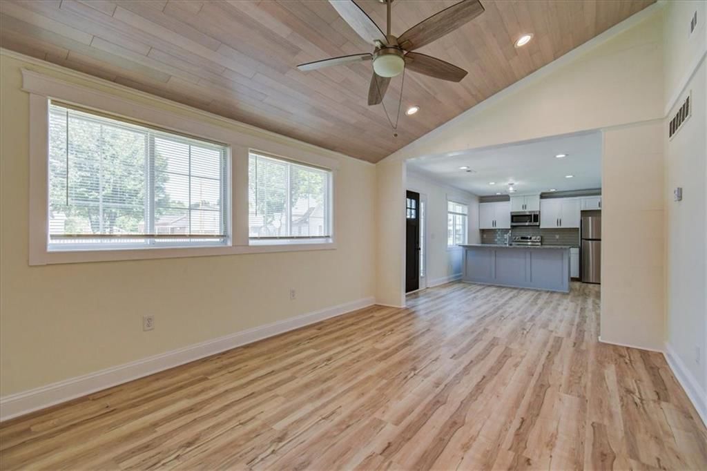303 W Front Street — photo 7