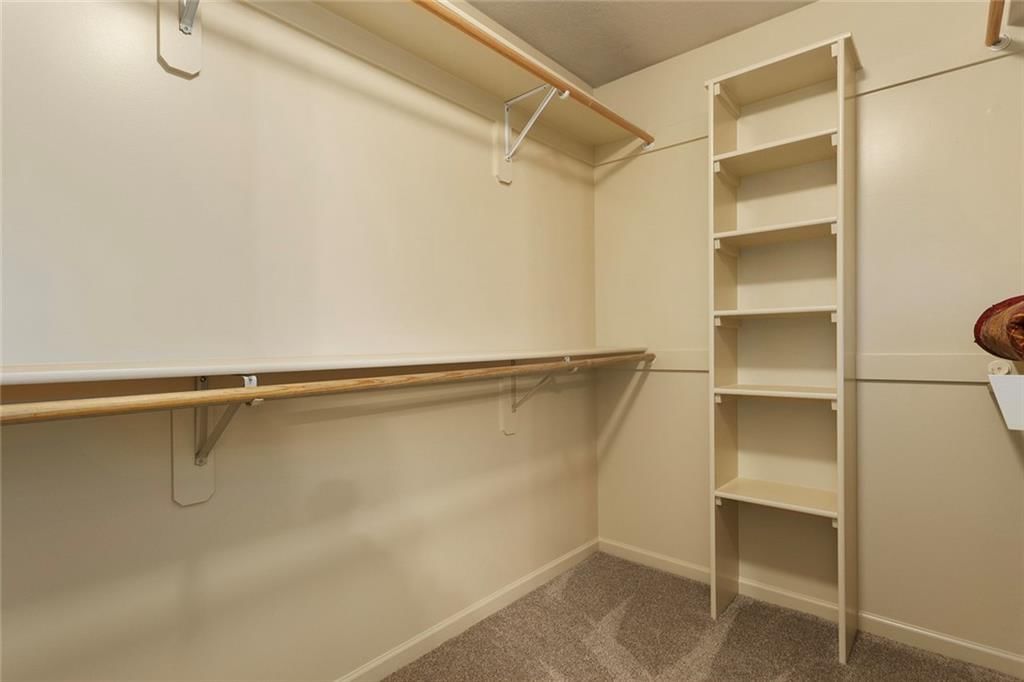 212 NE Hidden Ridge Lane — photo 31