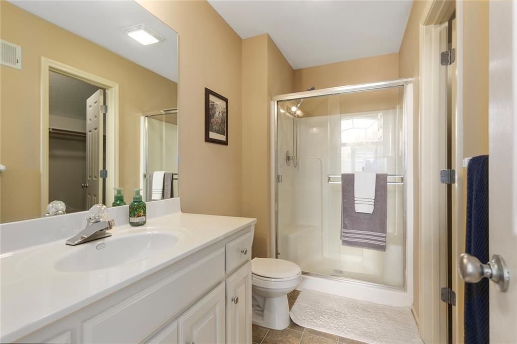 212 NE Hidden Ridge Lane — photo 38