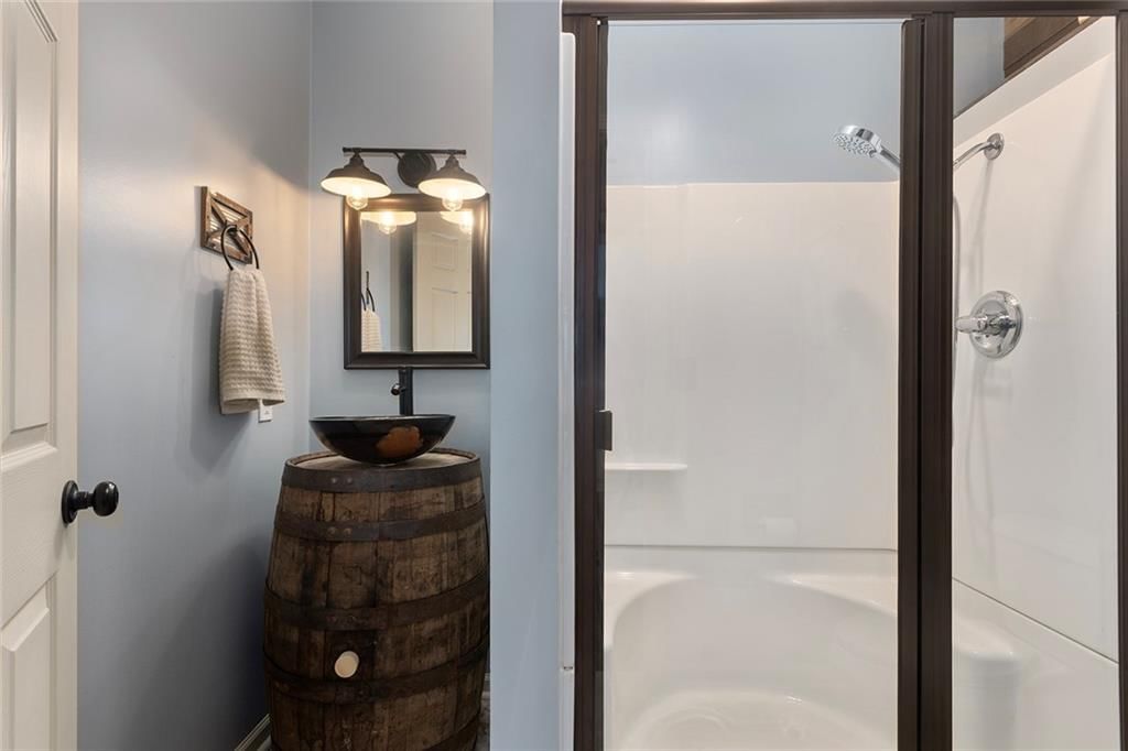 212 NE Hidden Ridge Lane — photo 46