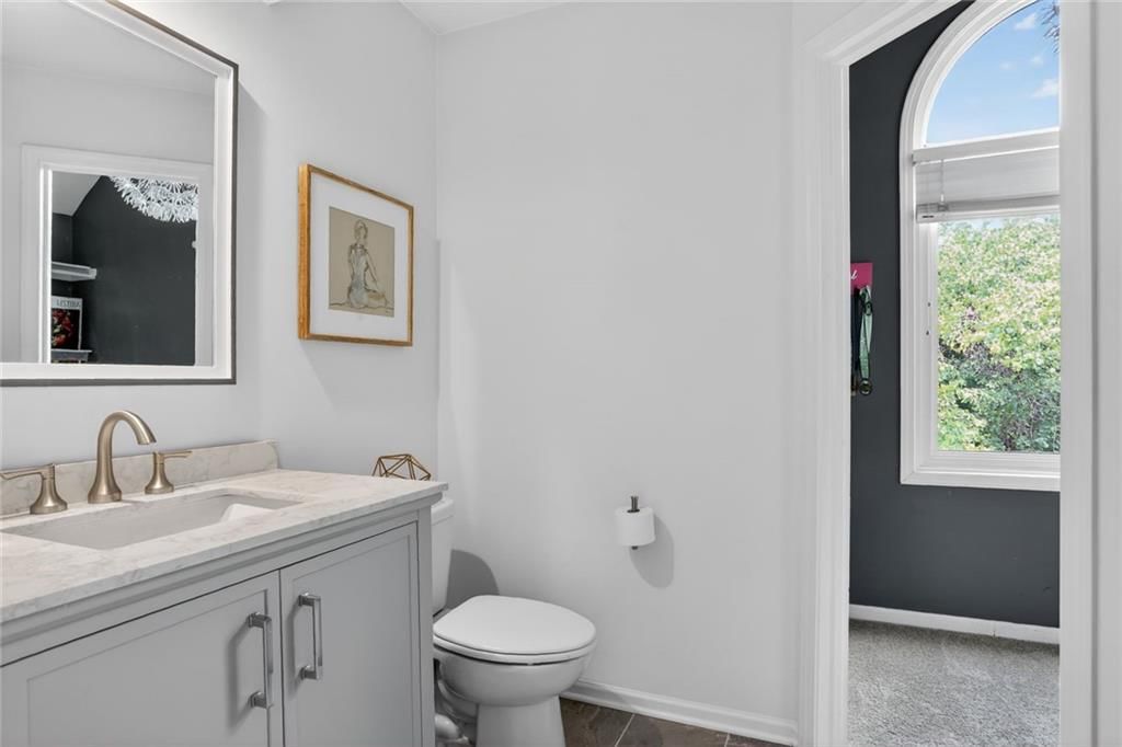 10820 S CEDAR NILES Boulevard — photo 20