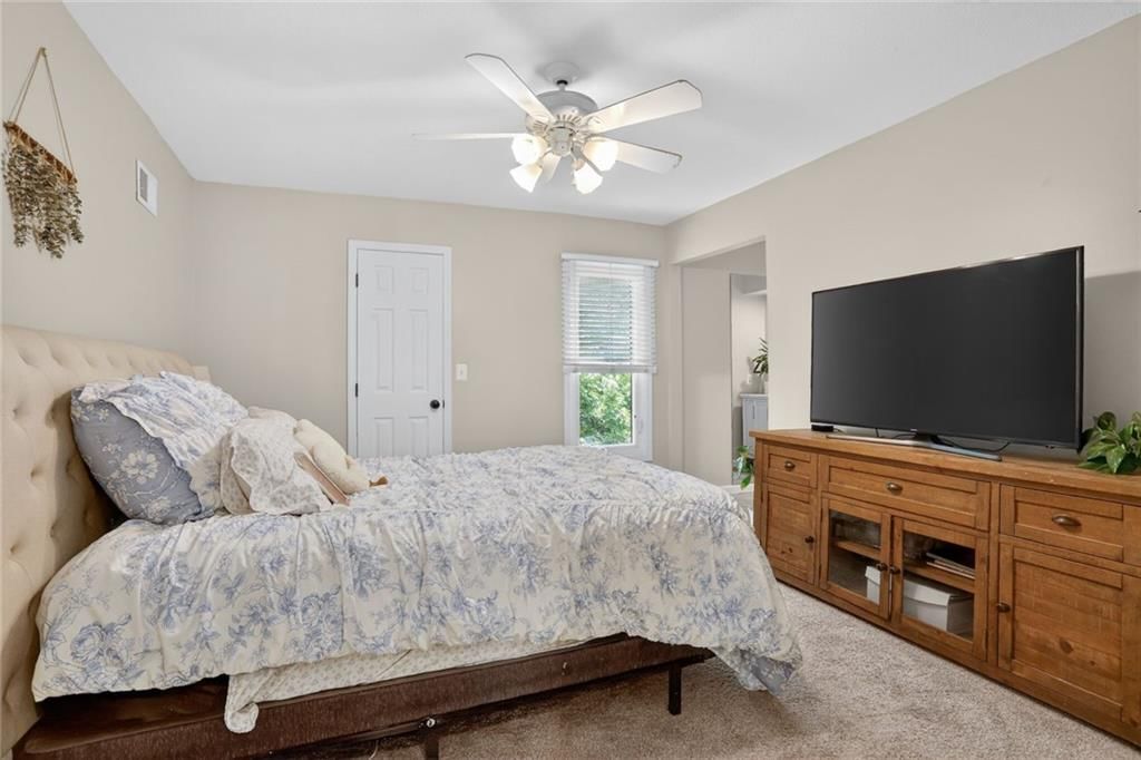 10820 S CEDAR NILES Boulevard — photo 21