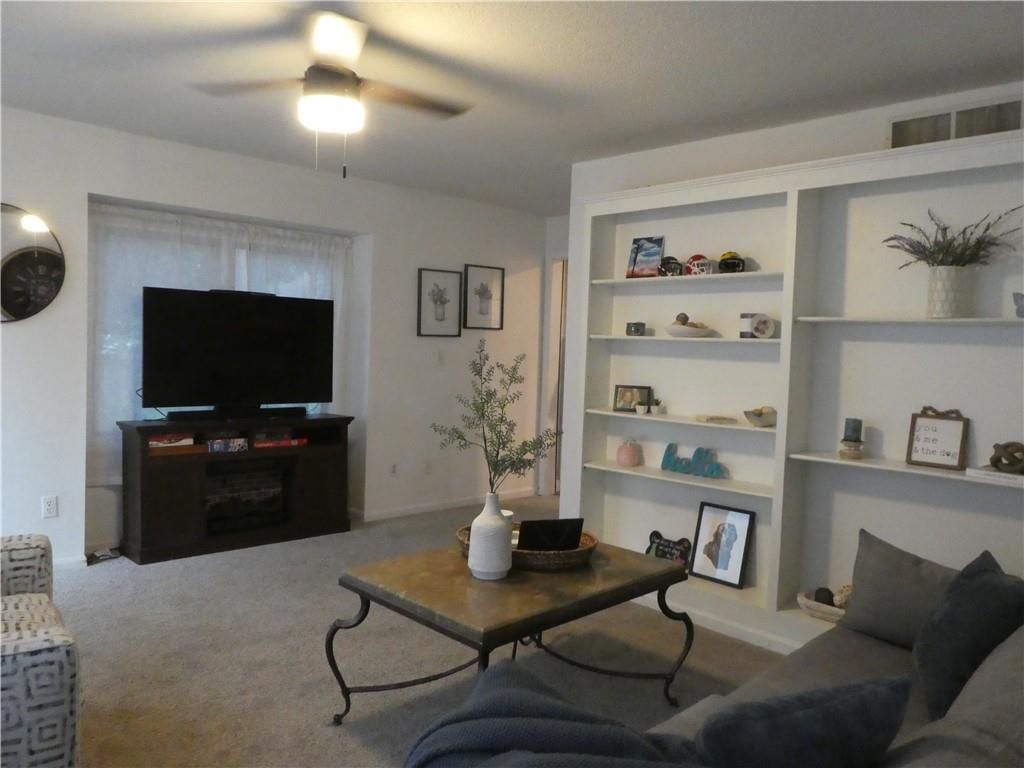 584 W Loula Street — photo 15