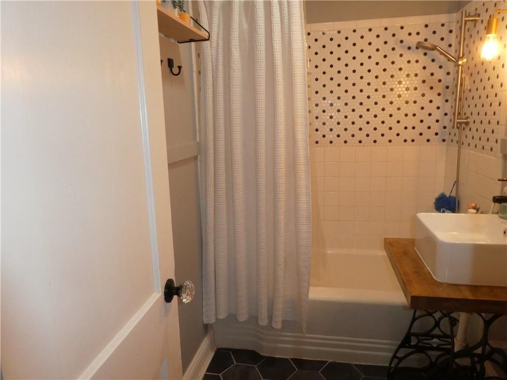 584 W Loula Street — photo 32