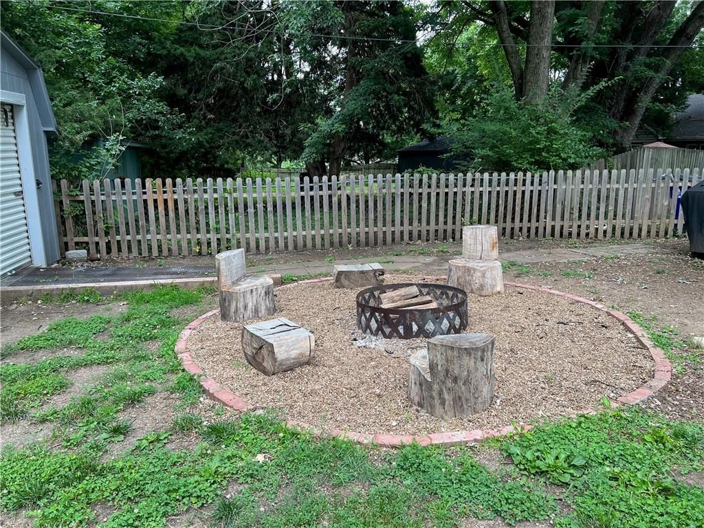 584 W Loula Street — photo 35