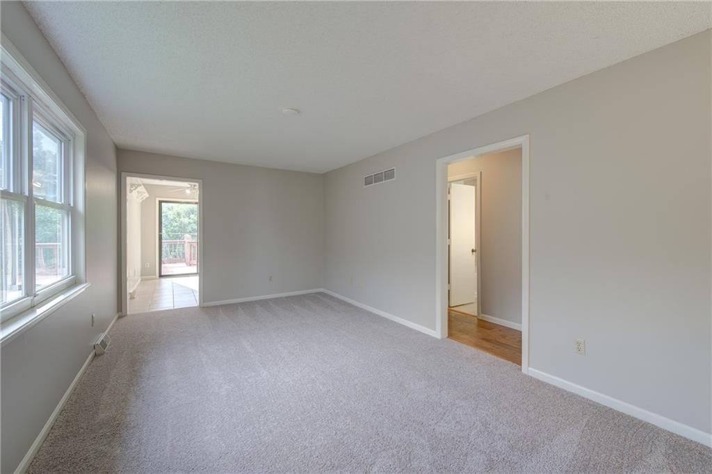 8635 N HULL Avenue — photo 2