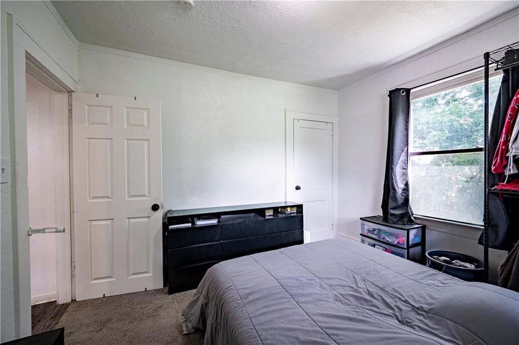 1105 Laurel Avenue — photo 14