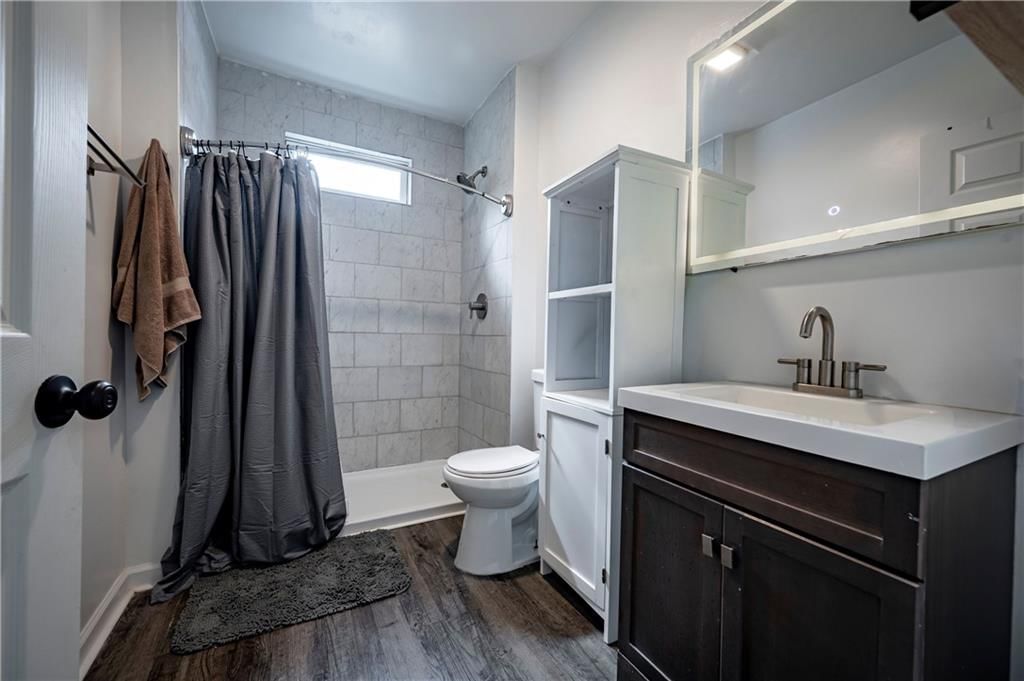 1105 Laurel Avenue — photo 16