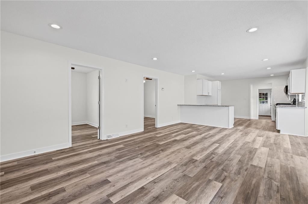 4614 Waverly Avenue — photo 7