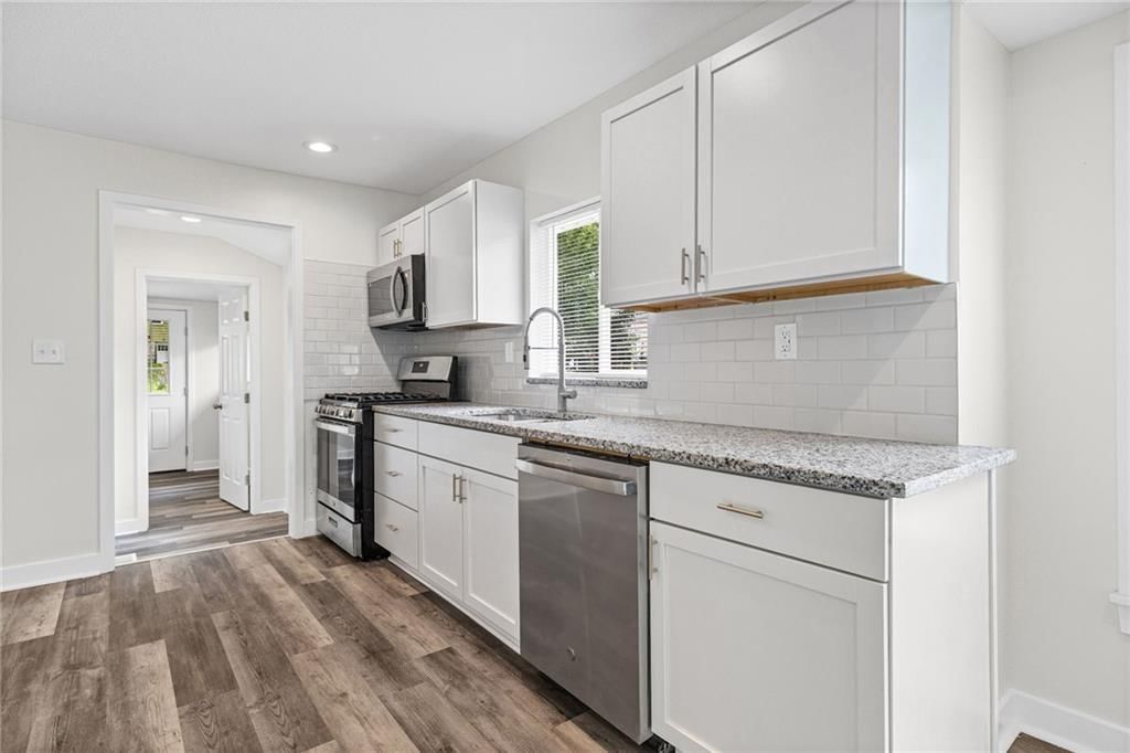 4614 Waverly Avenue — photo 14