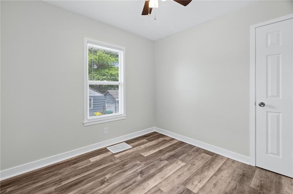 4614 Waverly Avenue — photo 19
