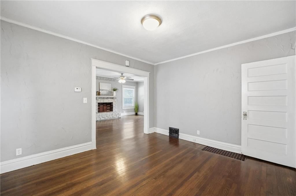 3836 Wyandotte Street — photo 13