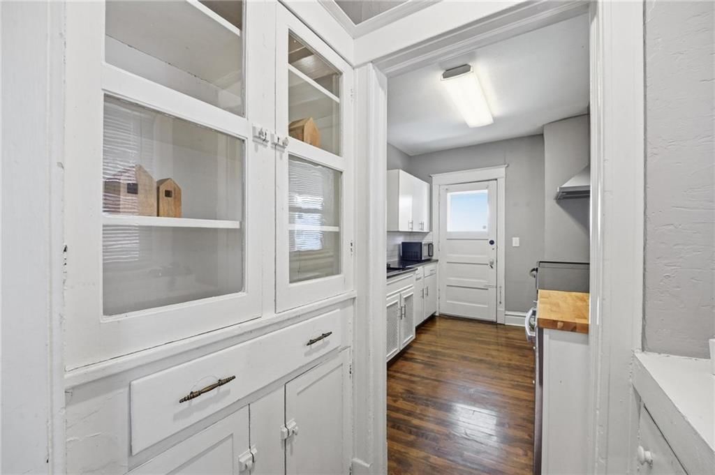 3836 Wyandotte Street — photo 15