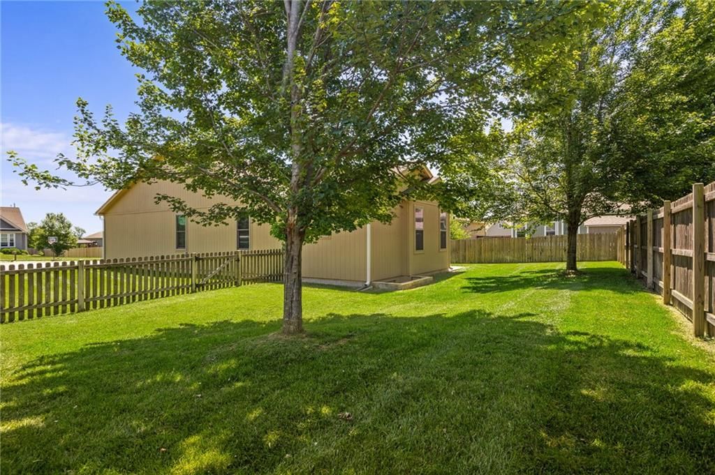 22375 St Francis Street — photo 45