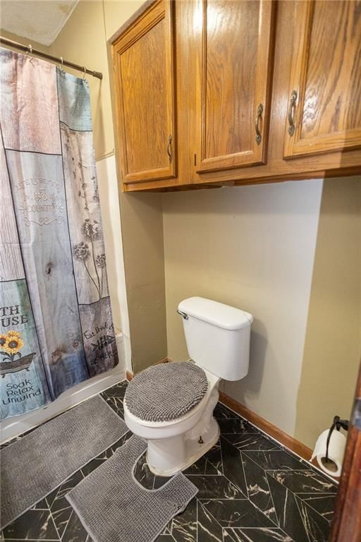 1108 W 9th Street — photo 21