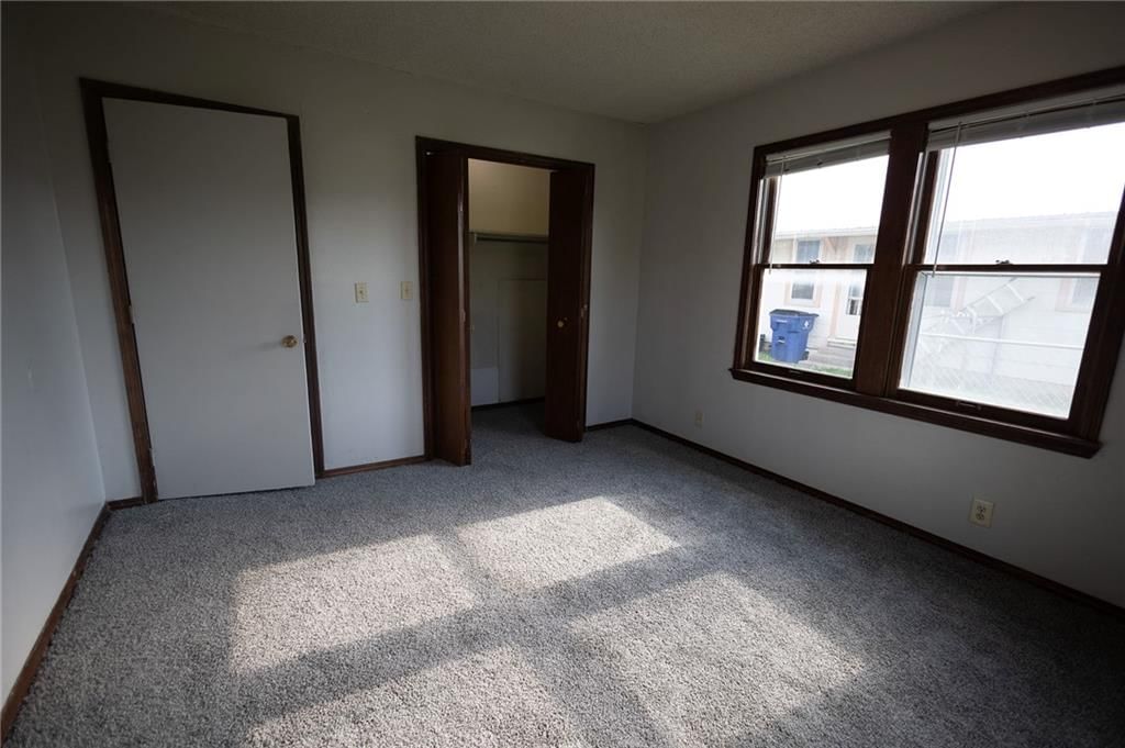 1108 W 9th Street — photo 25