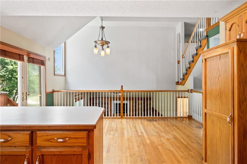 3329 Gateway Drive — photo 15