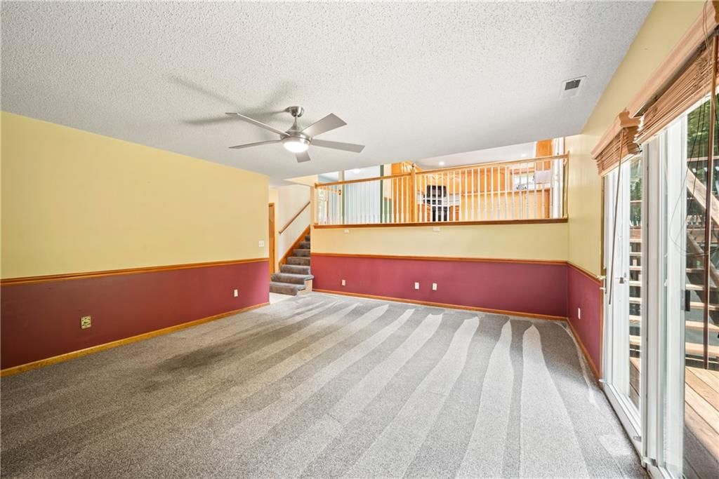 3329 Gateway Drive — photo 18
