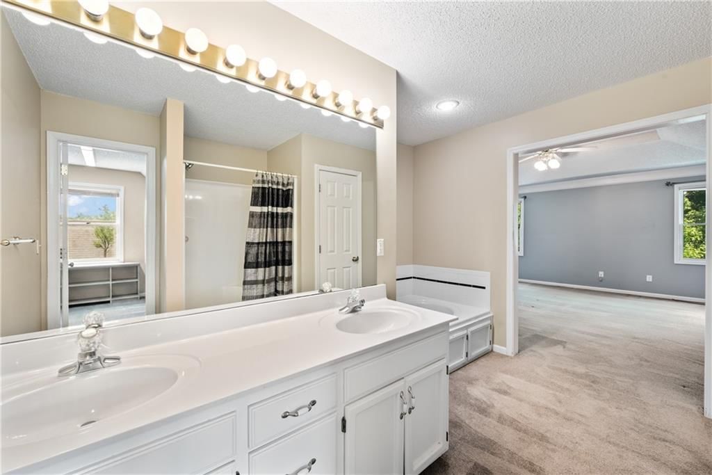 3329 Gateway Drive — photo 23
