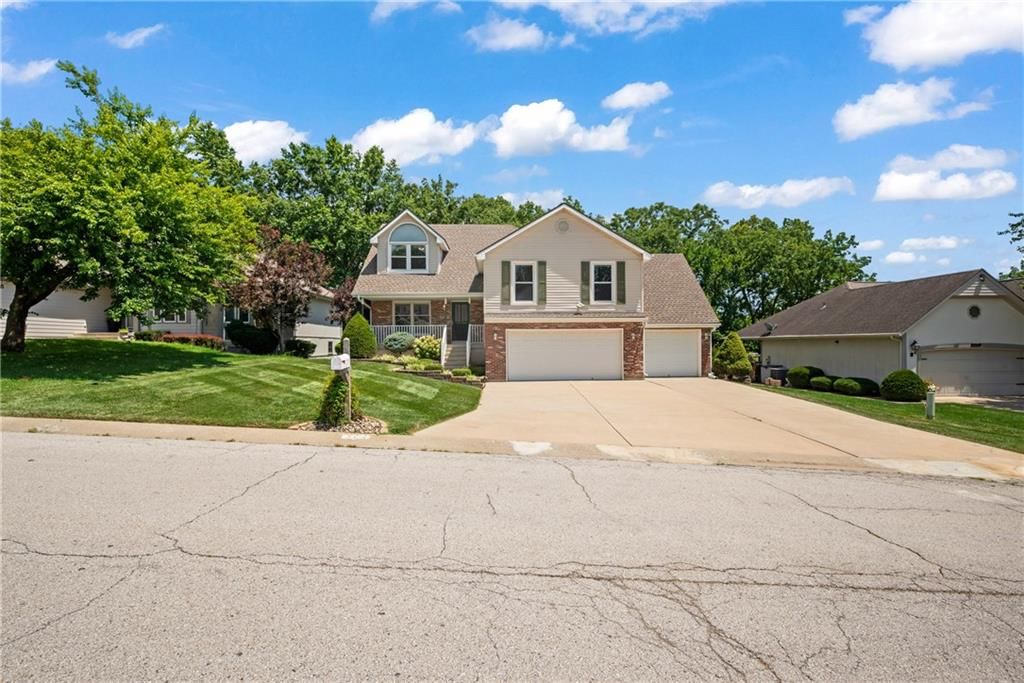 3329 Gateway Drive — photo 48