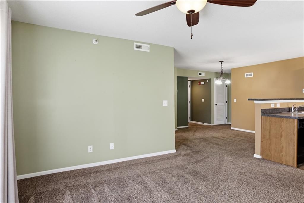 5600 NE 80th Terrace — photo 4